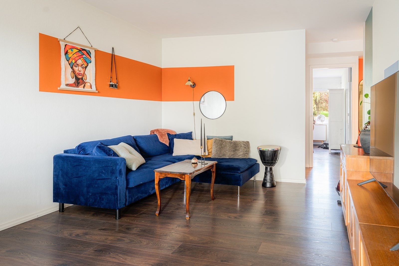 Det er installert kabel-tv og internett som er inkludert i de oppgitte felleskostnadene. Galleribilde