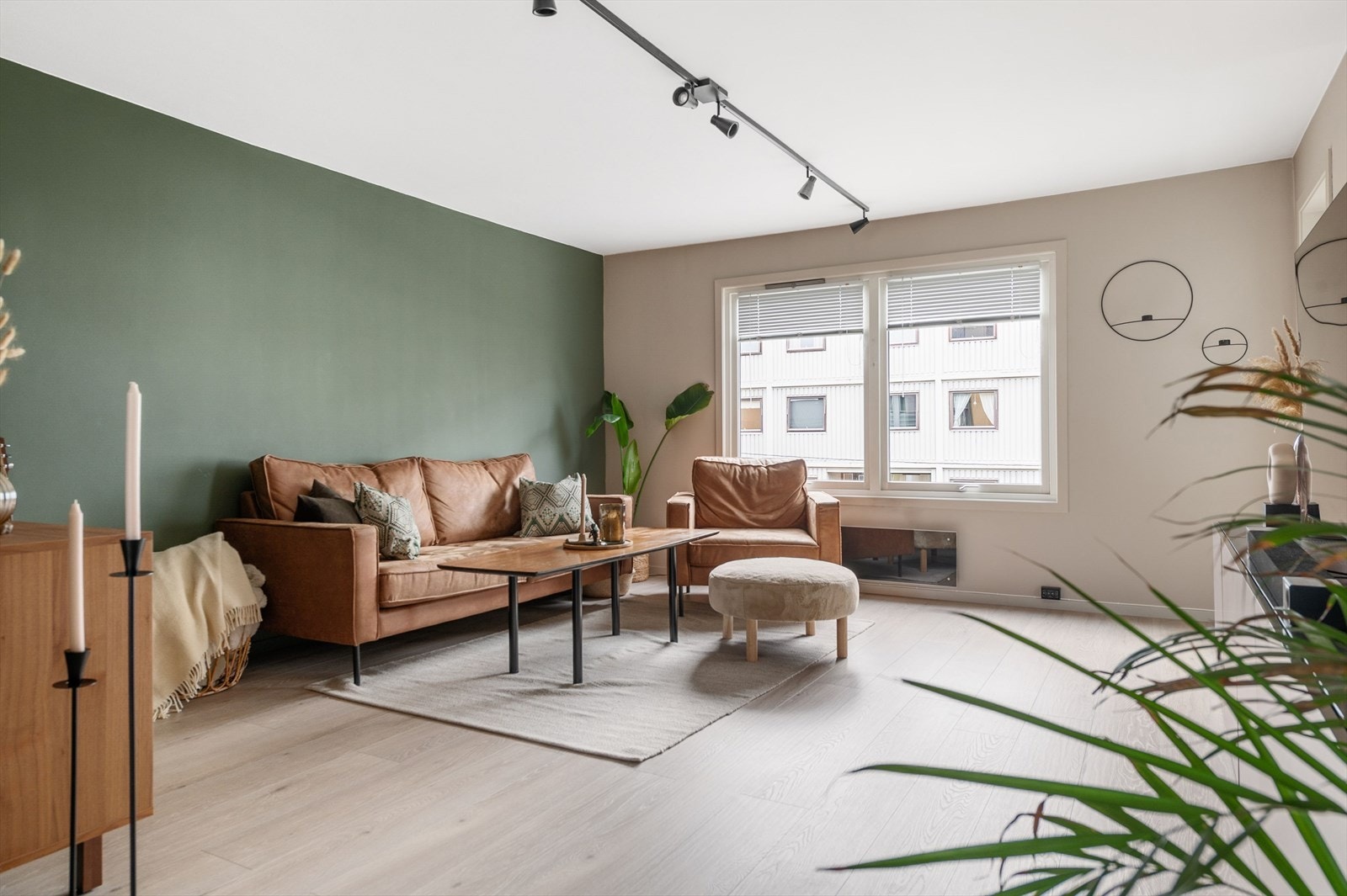 Store vindusflater og godt gjennomlys Galleribilde
