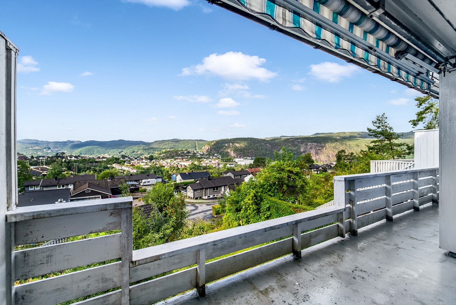 Flott utsikt fra balkongen. Galleribilde