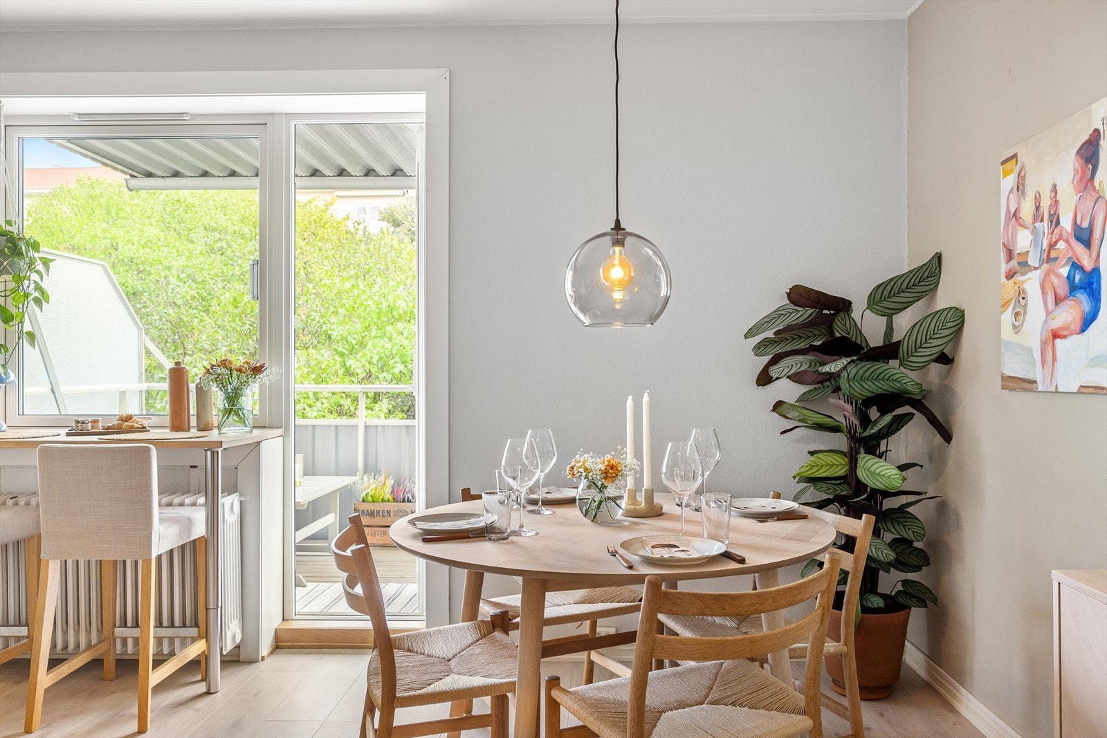 Leiligheten har en innbydende og lun stue av god størrelse. Galleribilde