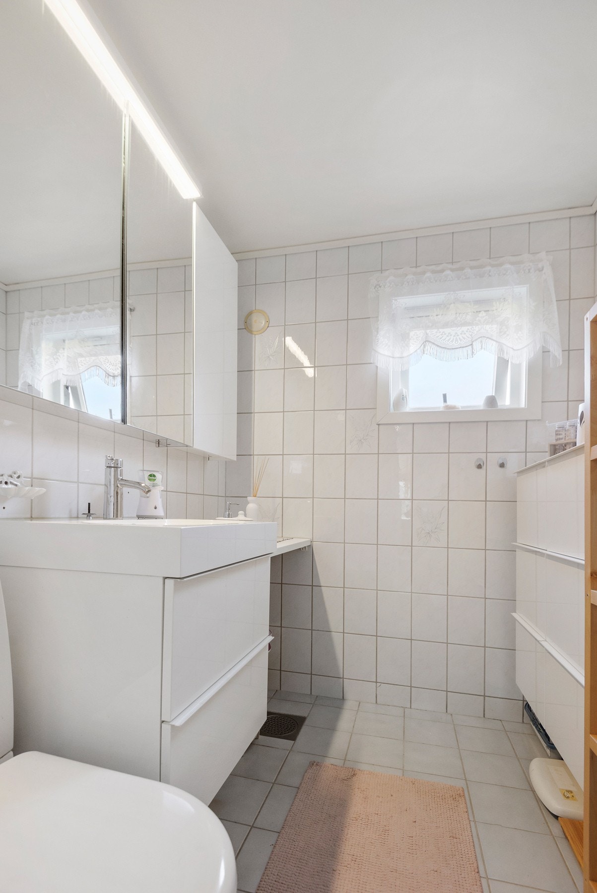 Bad med gulvvarme. Galleribilde