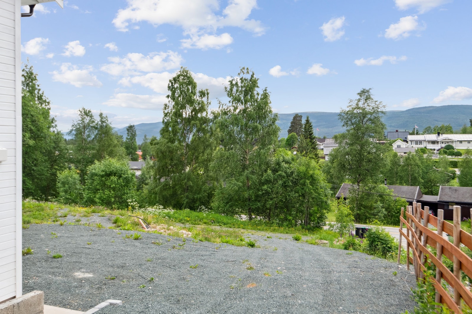 Utsikt fra tomten. Galleribilde