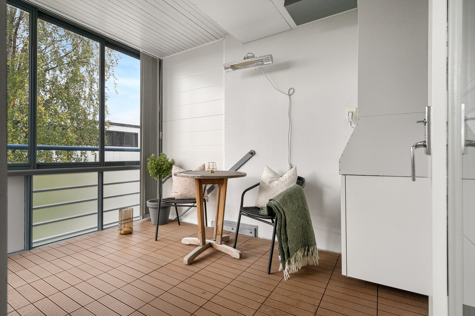 God plass til ønsket utemøblement. Galleribilde