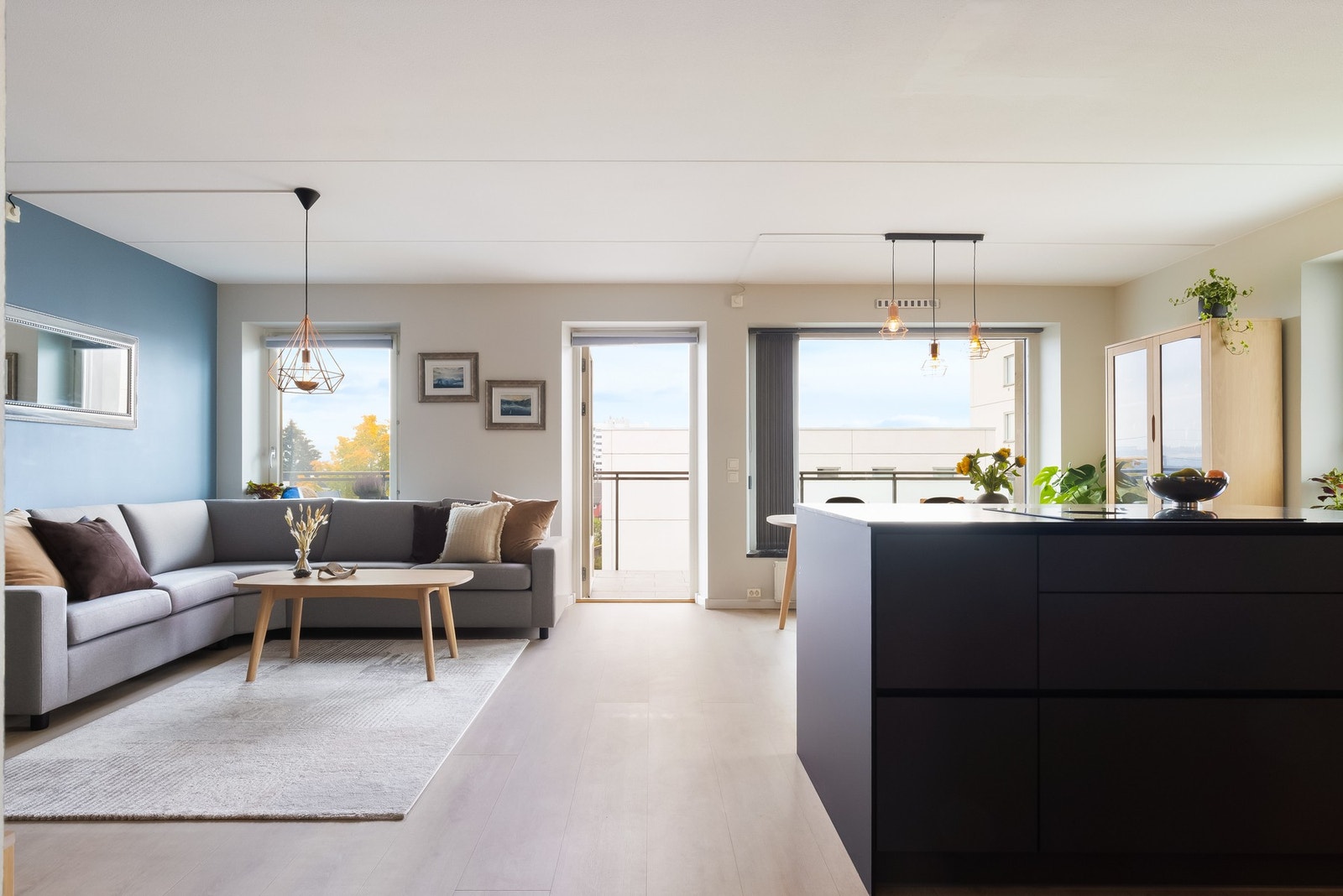 Balkongen på 22 kvm blir som en forlengelse av boligen på sommerhalvåret Galleribilde