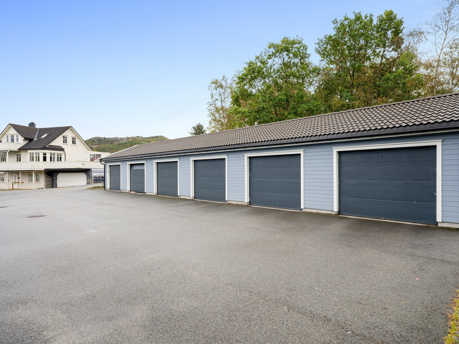 Garasjer fra 2017 med mulighet for å koble til el-bil lader Galleribilde
