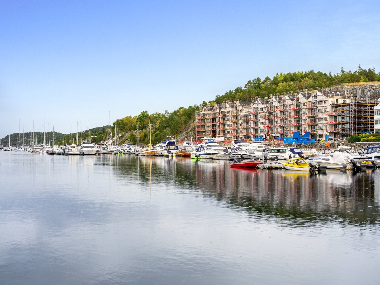 Nydelig inne i fjorden på Hommersåk Galleribilde