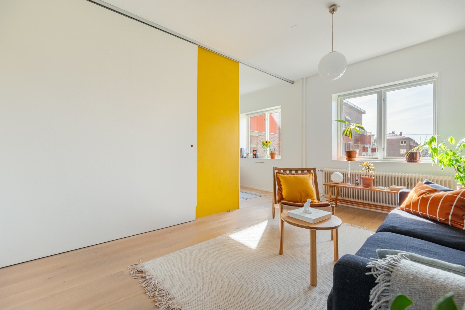 Akkurat slik som dette. Rommet innenfor brukes i dag som barnerom, og vi skal se mer på dette senere. Galleribilde