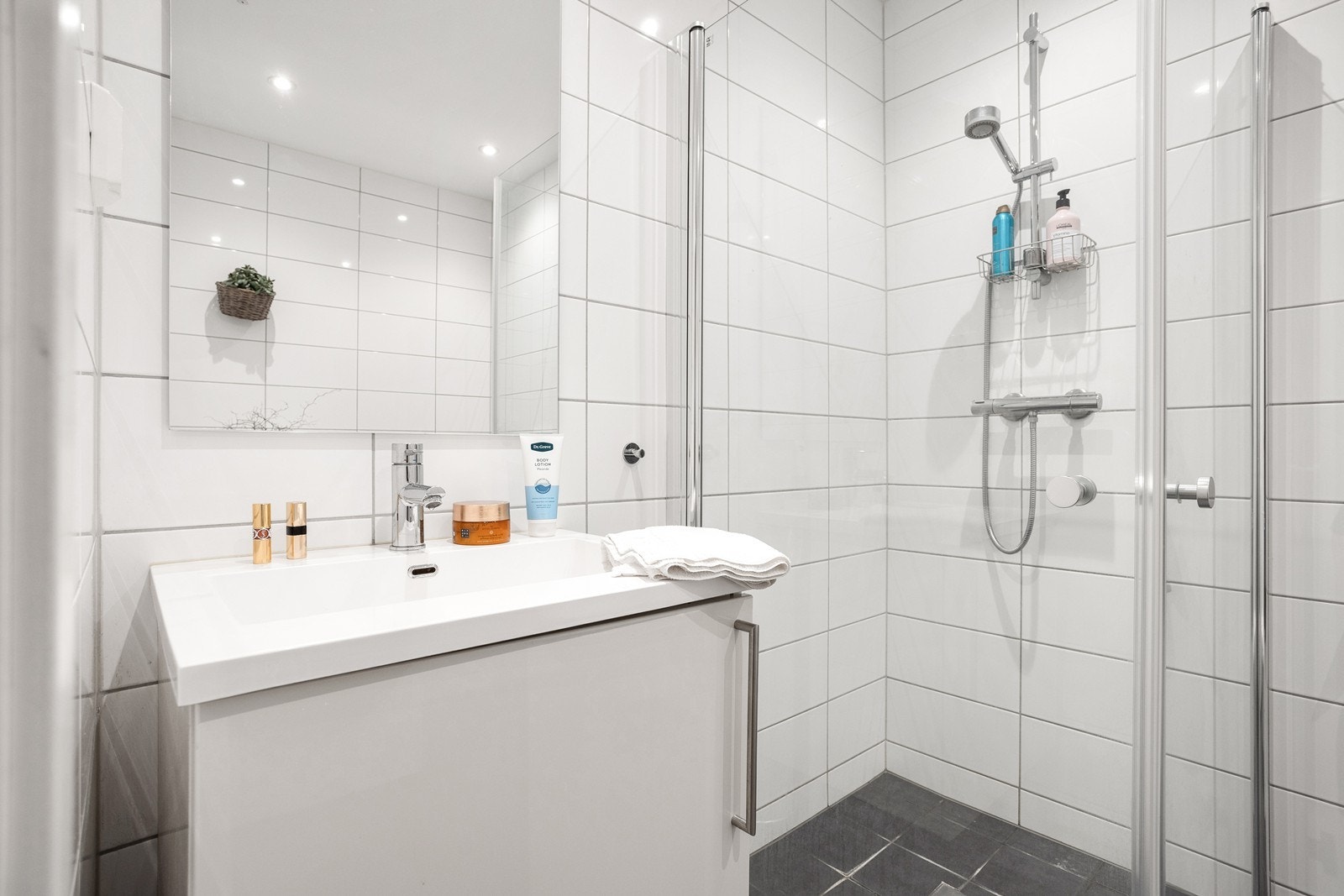 Varmtvann og fyring er inkludert i fellesutgiftene Galleribilde