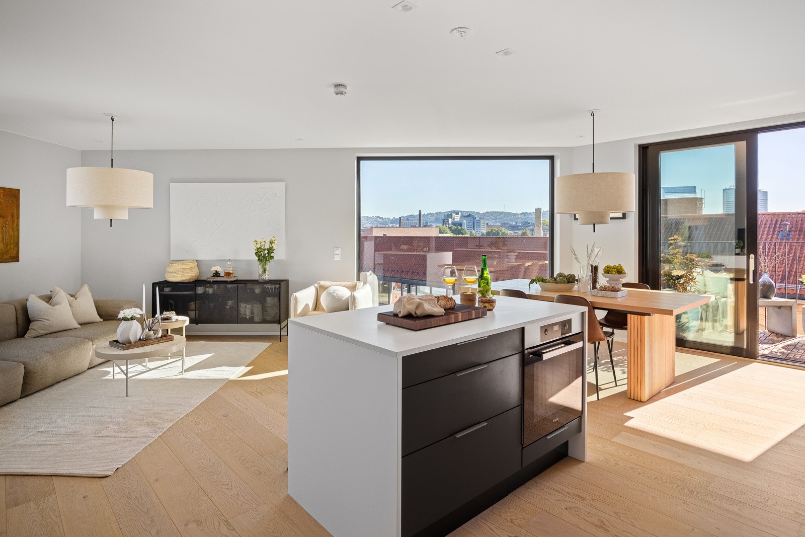 Et perfekt utgangspunkt for å innrede med egne møbler og gjenstander for å skape ditt drømmehjem. Galleribilde