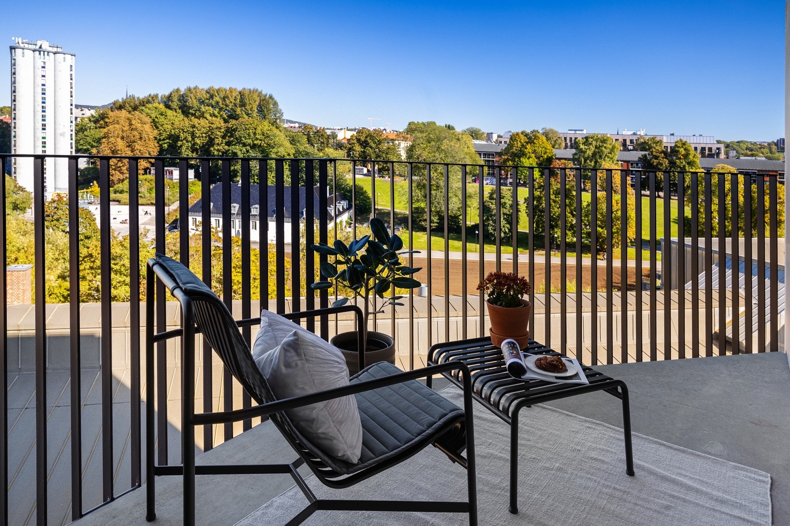 Her har du morgensol og god plass til utemøbler. Galleribilde