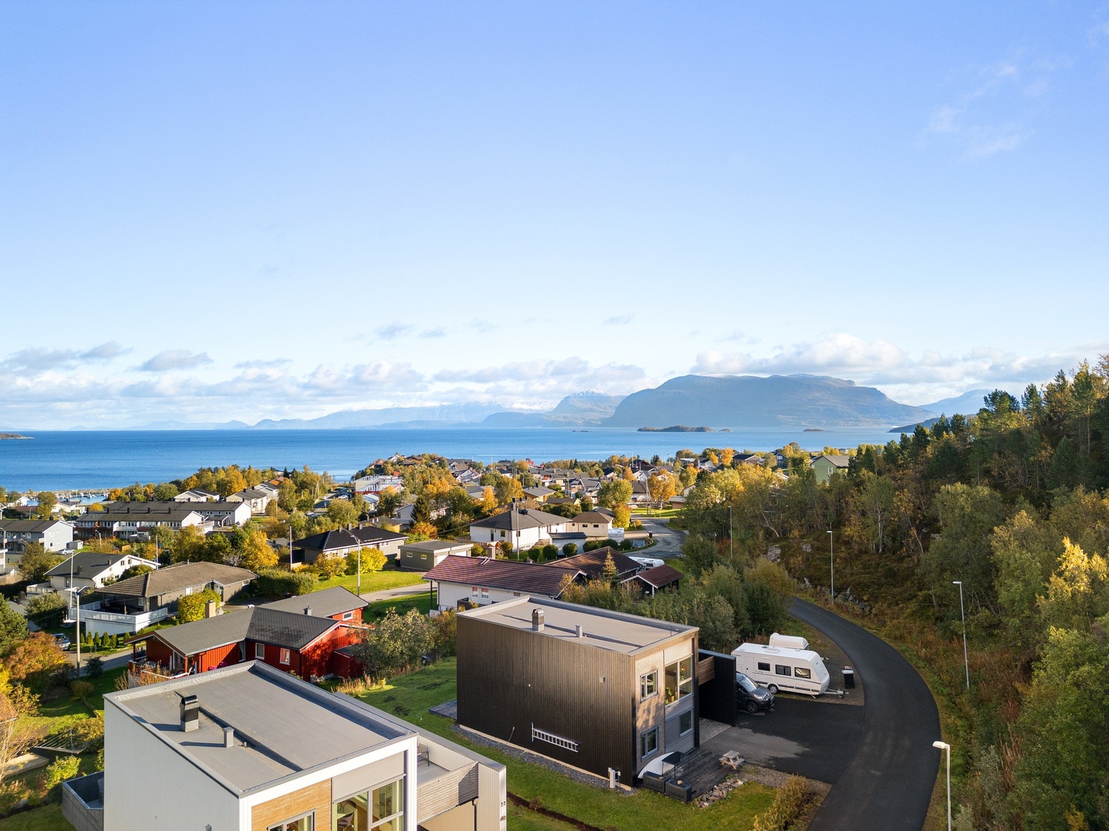 Utsikt fra tomter Nonsåsen 27 og 29 Galleribilde