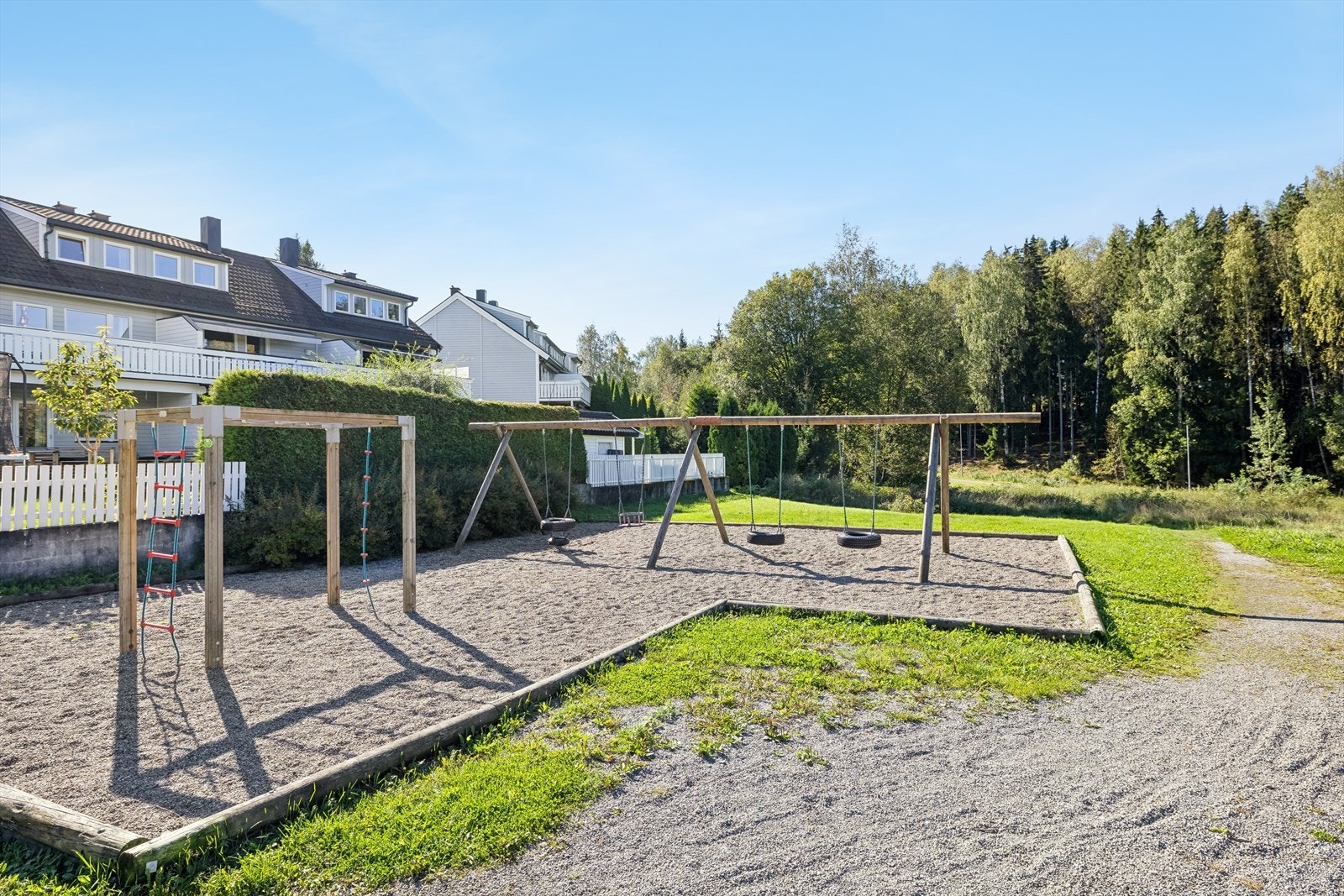 Meget barnevennlig med gangavstand til skoler og barnehager Galleribilde