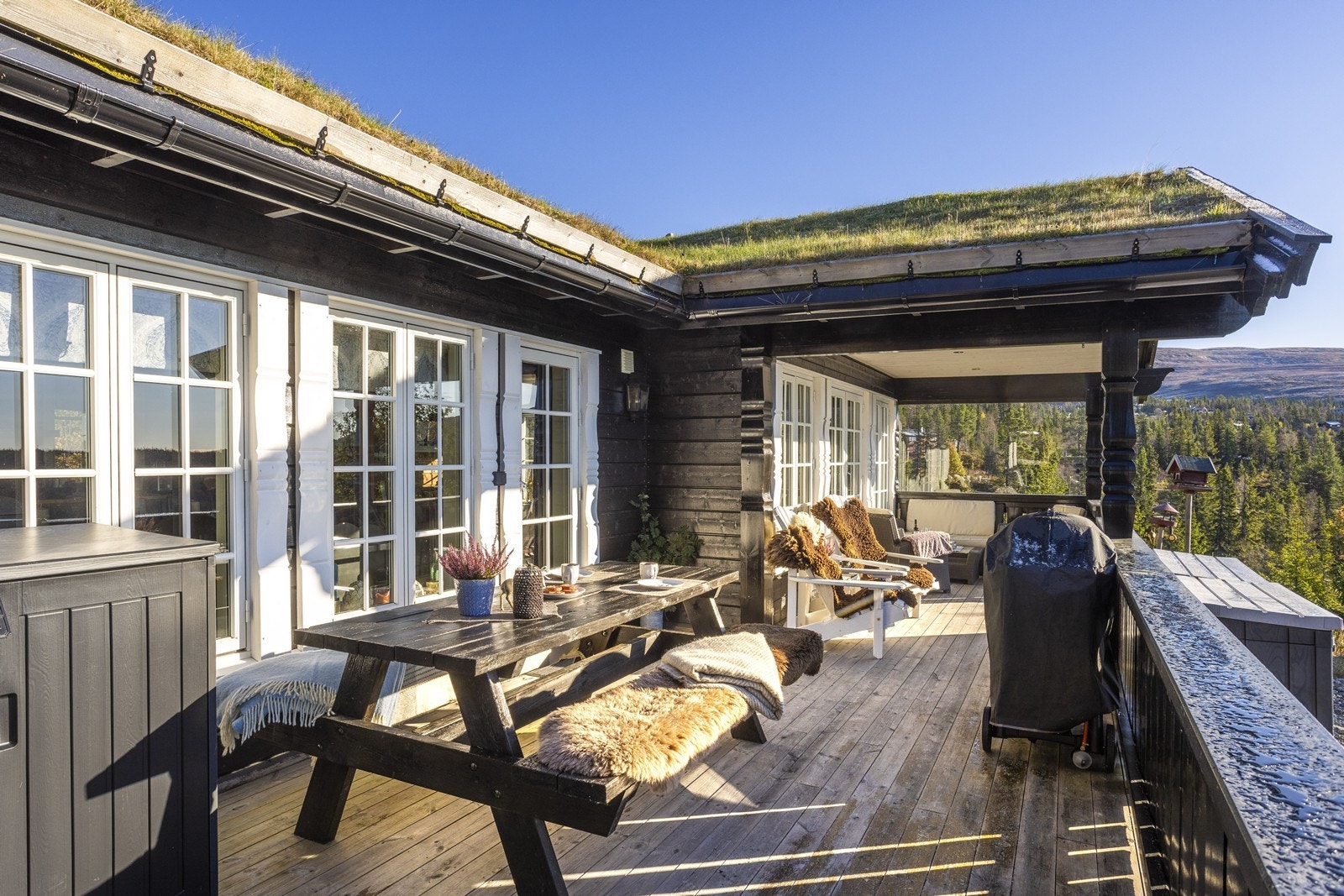 Her kan en nyte en fantastisk beliggenhet med storslått panoramautsikt, perfekt for å nyte den vakre naturen i rolige omgivelser. Galleribilde