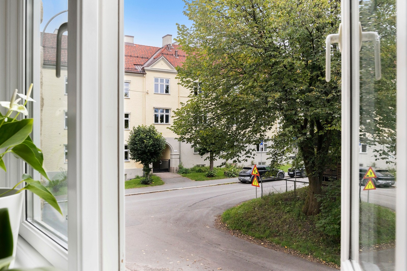 Boligen har en skjermet og sentral beliggenhet. Galleribilde