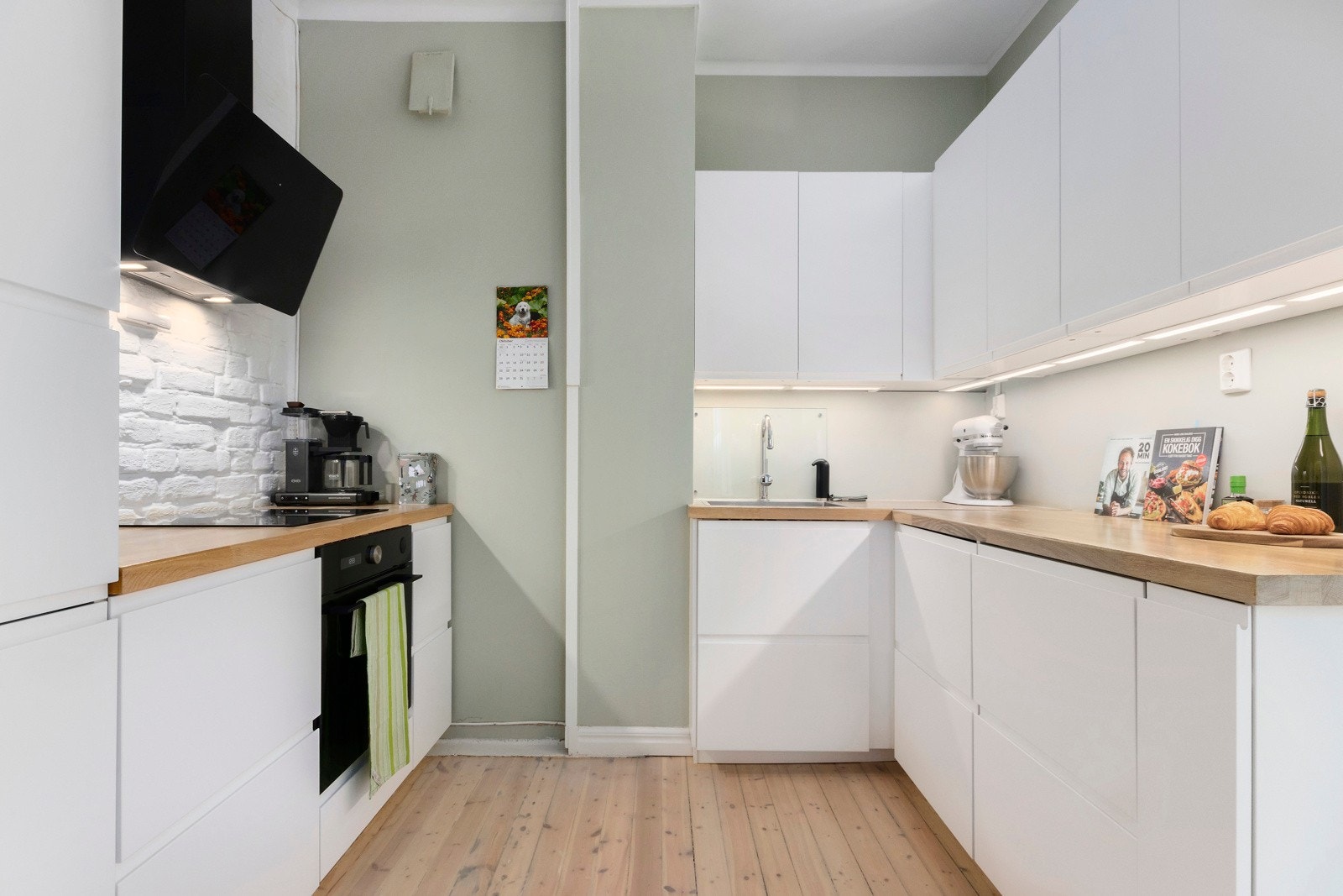 Kjøkkenet ble montert i 2021. Galleribilde