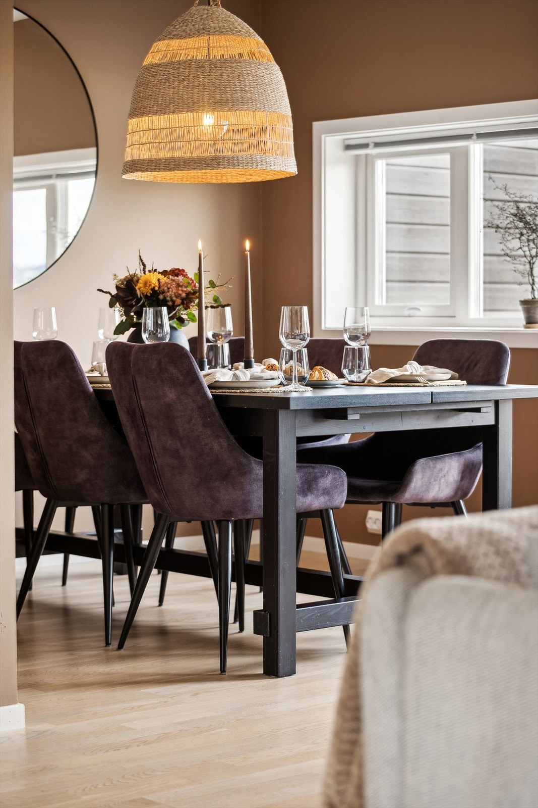 Godkjente tegninger viser mulighet for et ekstra soverom i 1. etasjen, så her kan du velge etter egne ønsker og behov. Galleribilde