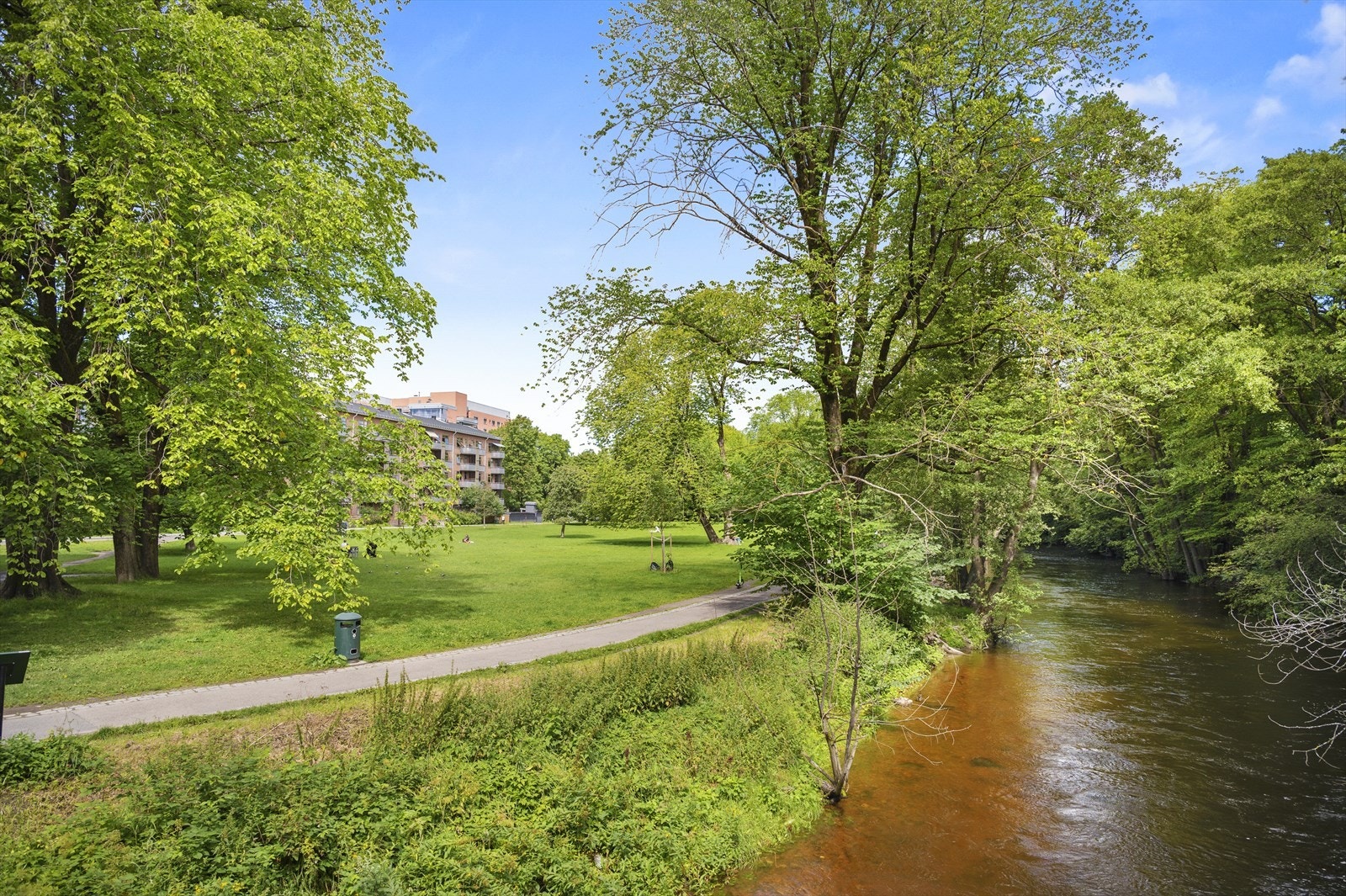 Umiddelbar nærhet til Akerselva med flotte tur- og rekreasjonsmuligheter. Galleribilde