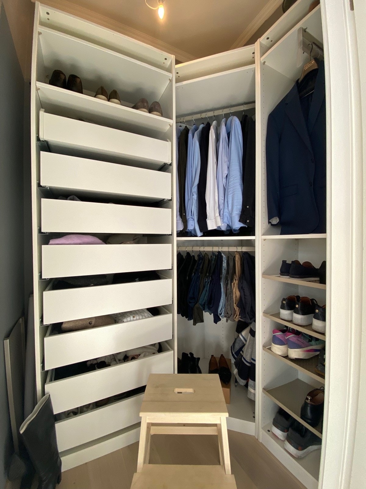 Garderoberom/walk-in closet. Galleribilde