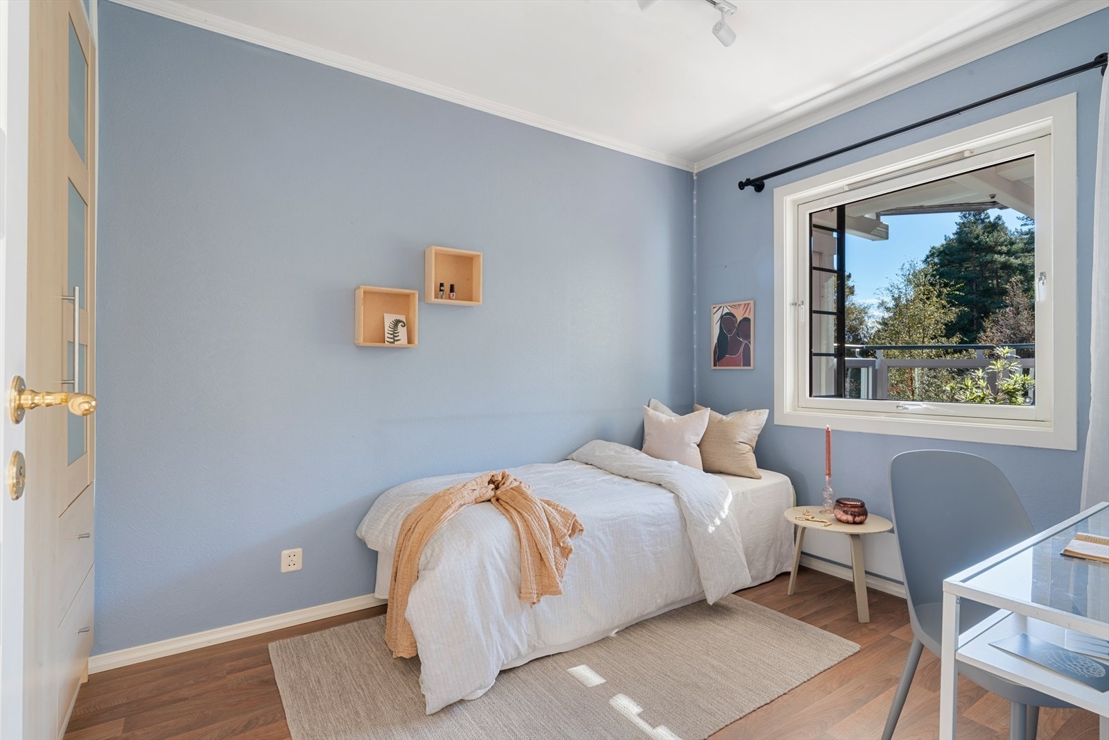 - Soverom 2 måler 9,3m² - Galleribilde