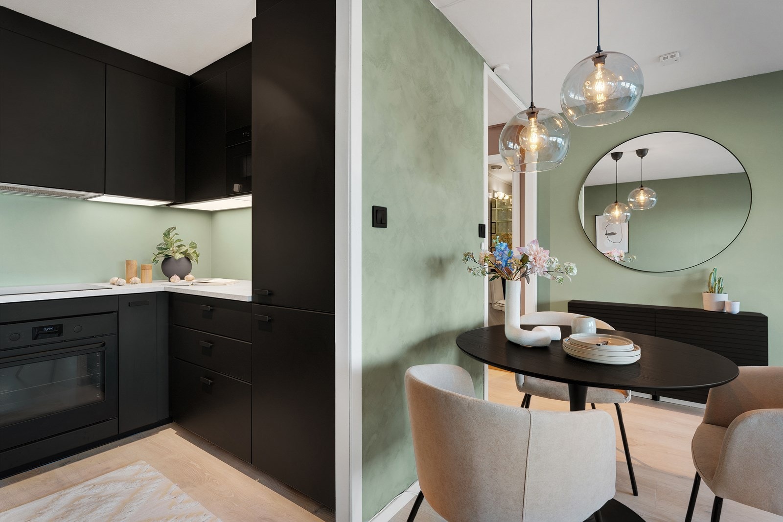 - Her kan du invitere familie og venner til en hyggelig middag - Galleribilde