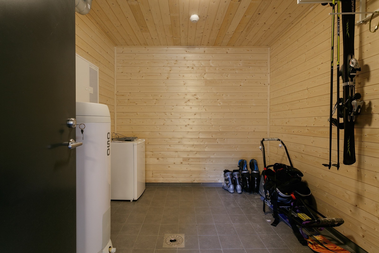 Sportsbod i underetasjen Galleribilde