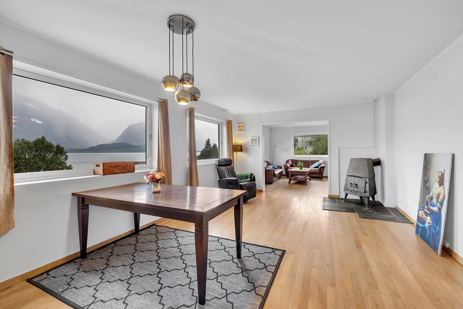 Flott utsikt fra middagsbordet! Galleribilde