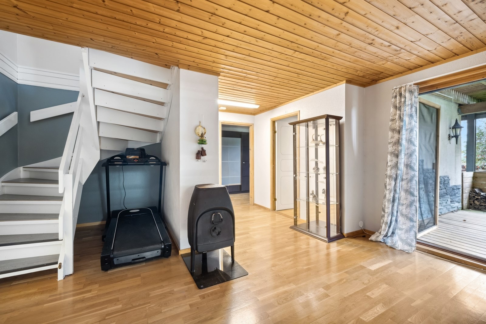 Vi beveger oss ned i underetasjen Galleribilde