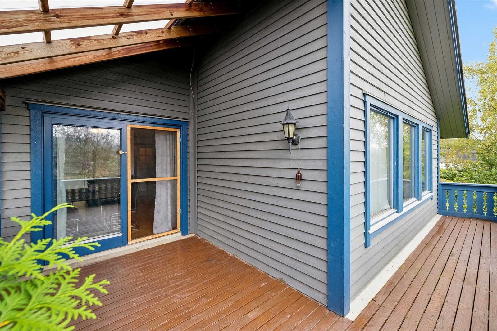 Her kan en sitte ute i all slags vær Galleribilde