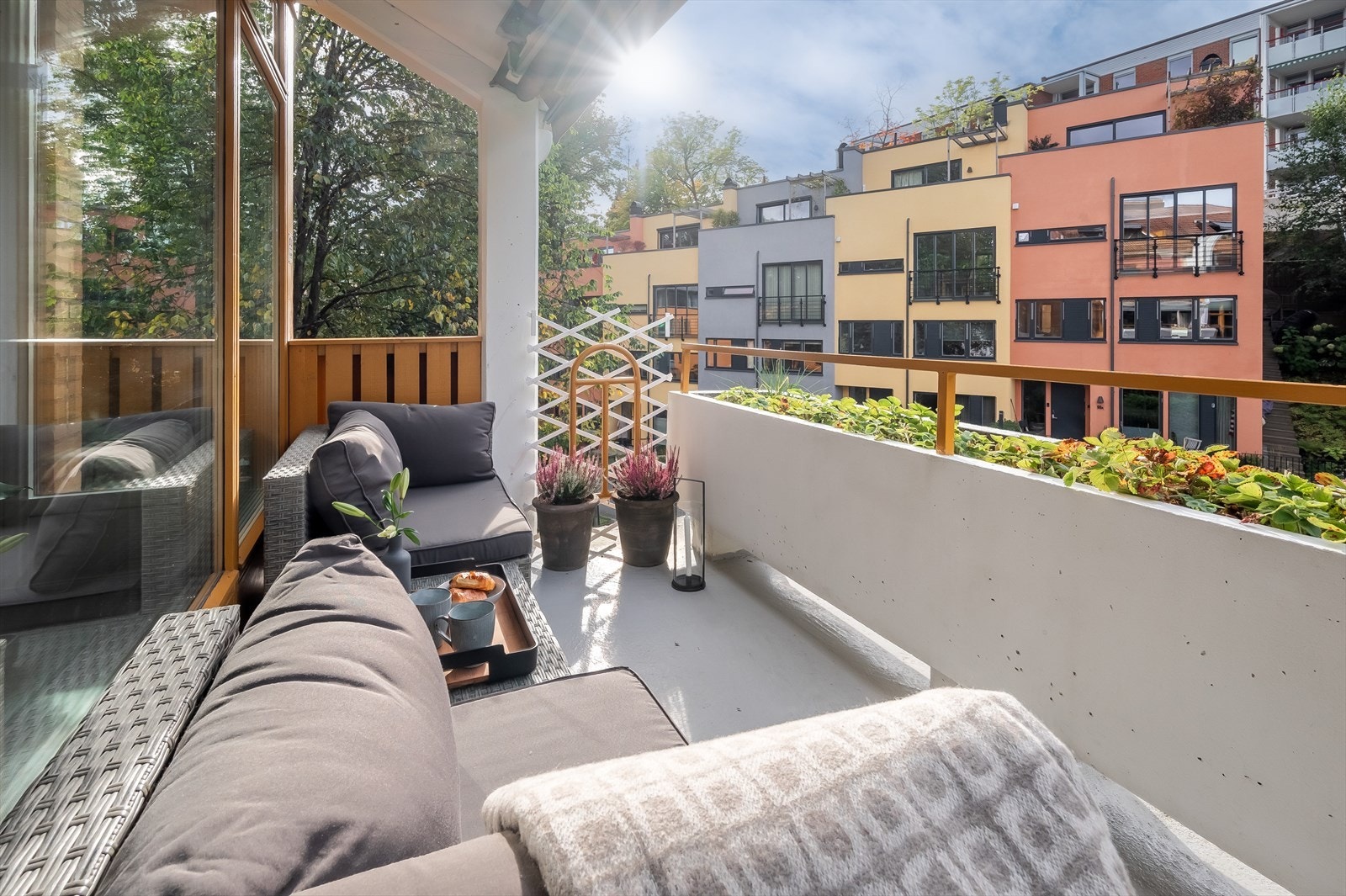 Leilighetens balkong er på 8 m² og er orientert mot vest/nordvest. Galleribilde