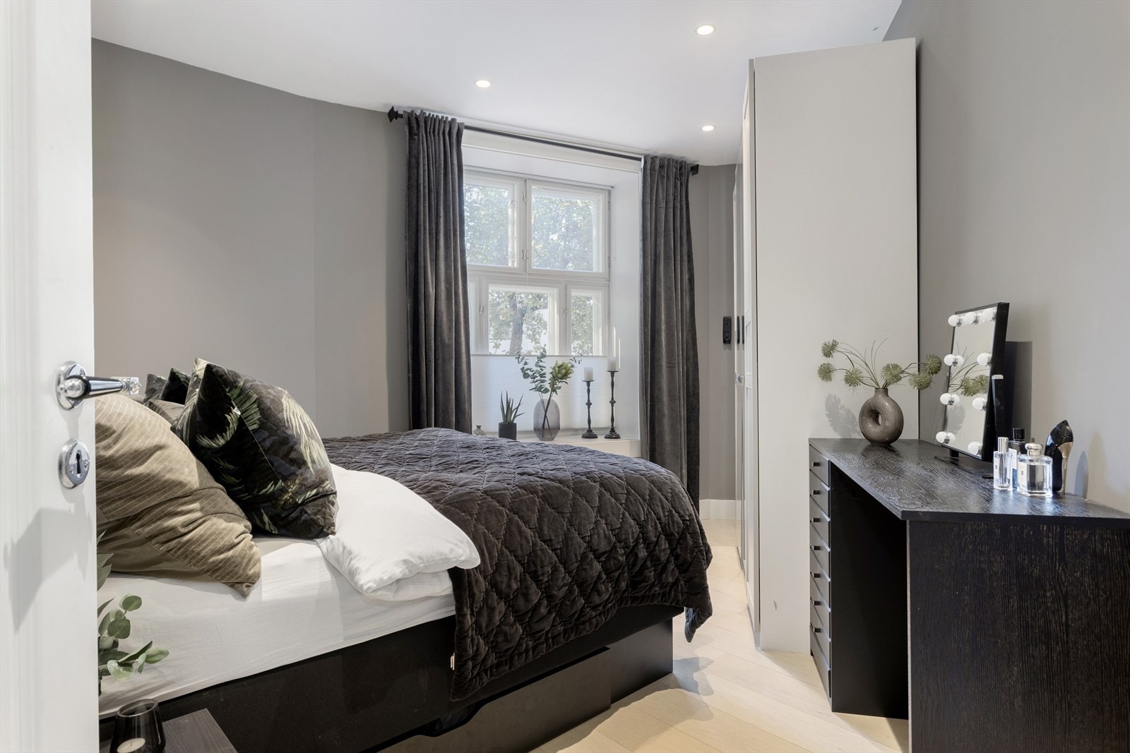 Hovedsoverommet er av svært god størrelse Galleribilde