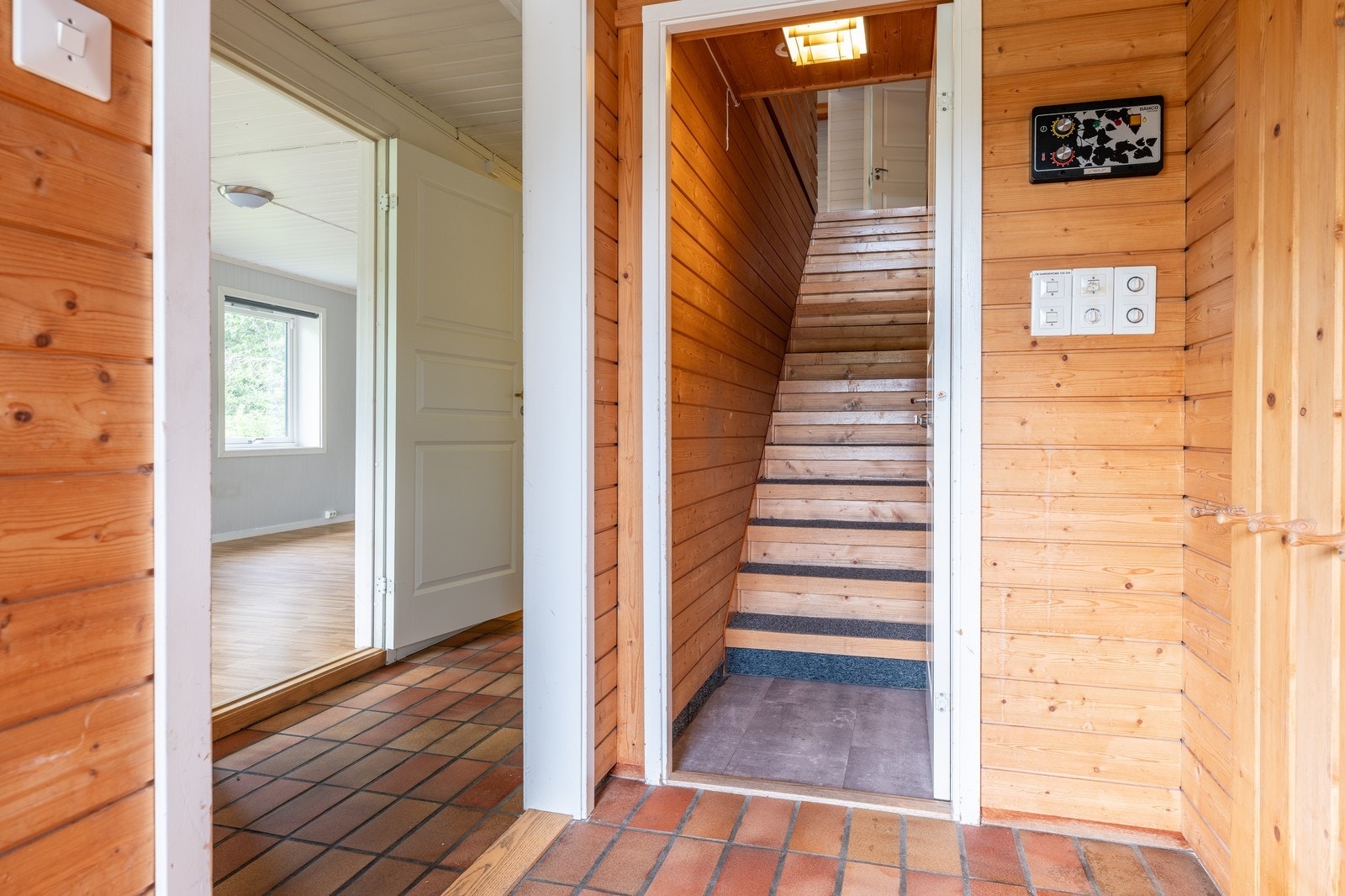 Entre underetasje Galleribilde