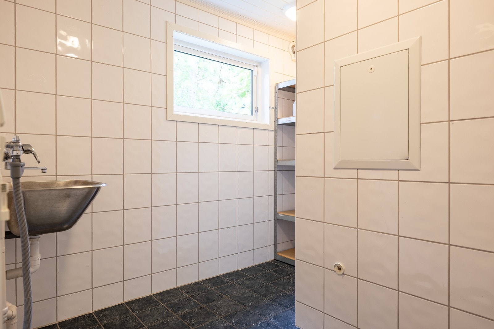 Vaskerom Galleribilde