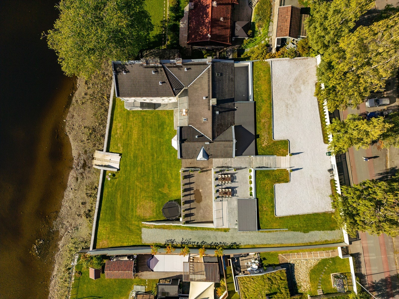 Eiendommen i fugleperspektiv. Galleribilde