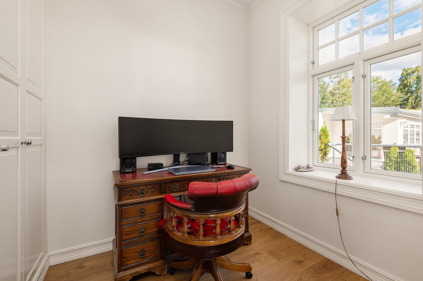 Kontor. Galleribilde