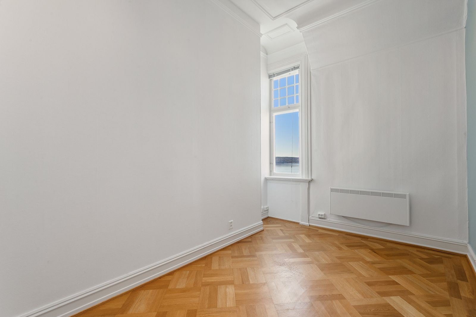 Soverom 2 – Romslig og god utsikt! Galleribilde