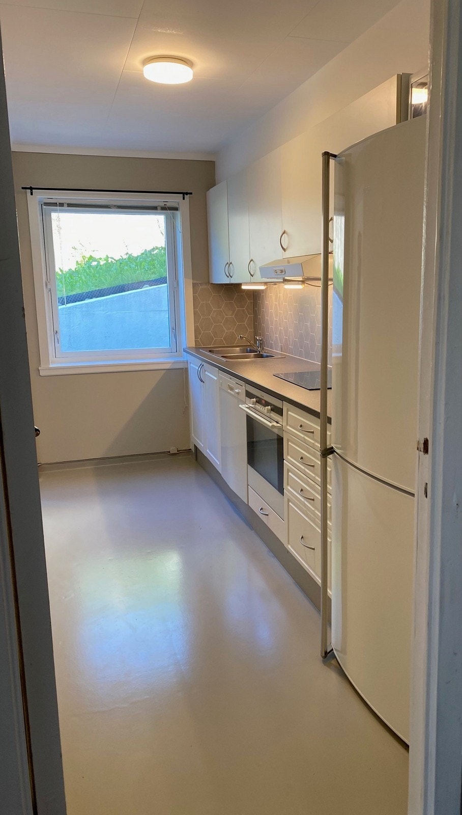 Kjøkken - Hvitevare følger med i leien Galleribilde