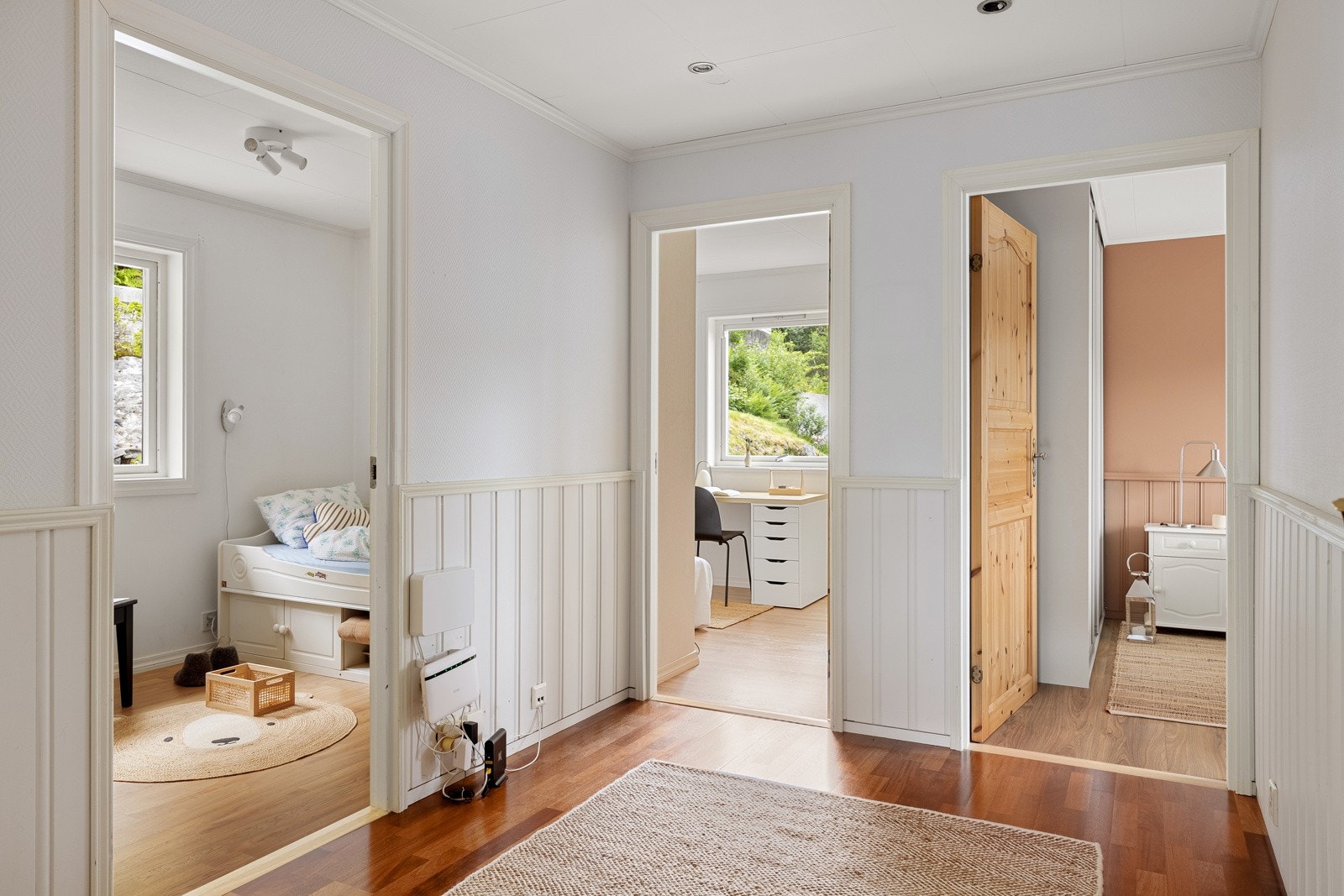 Det er også god largringsplass på loft med gåhøyde. Galleribilde