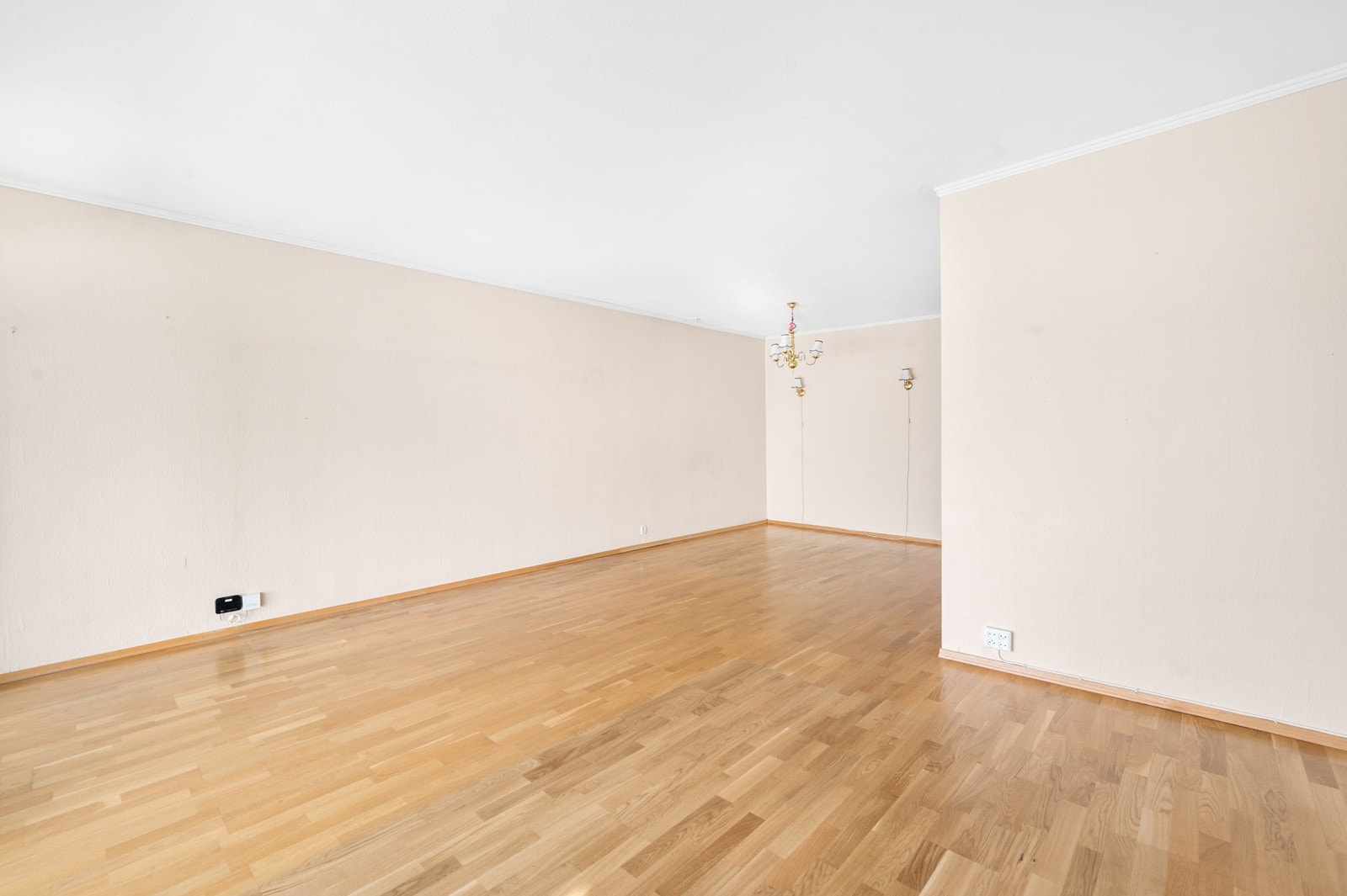 I hjørne av stuen er det plass til spisestue. Galleribilde