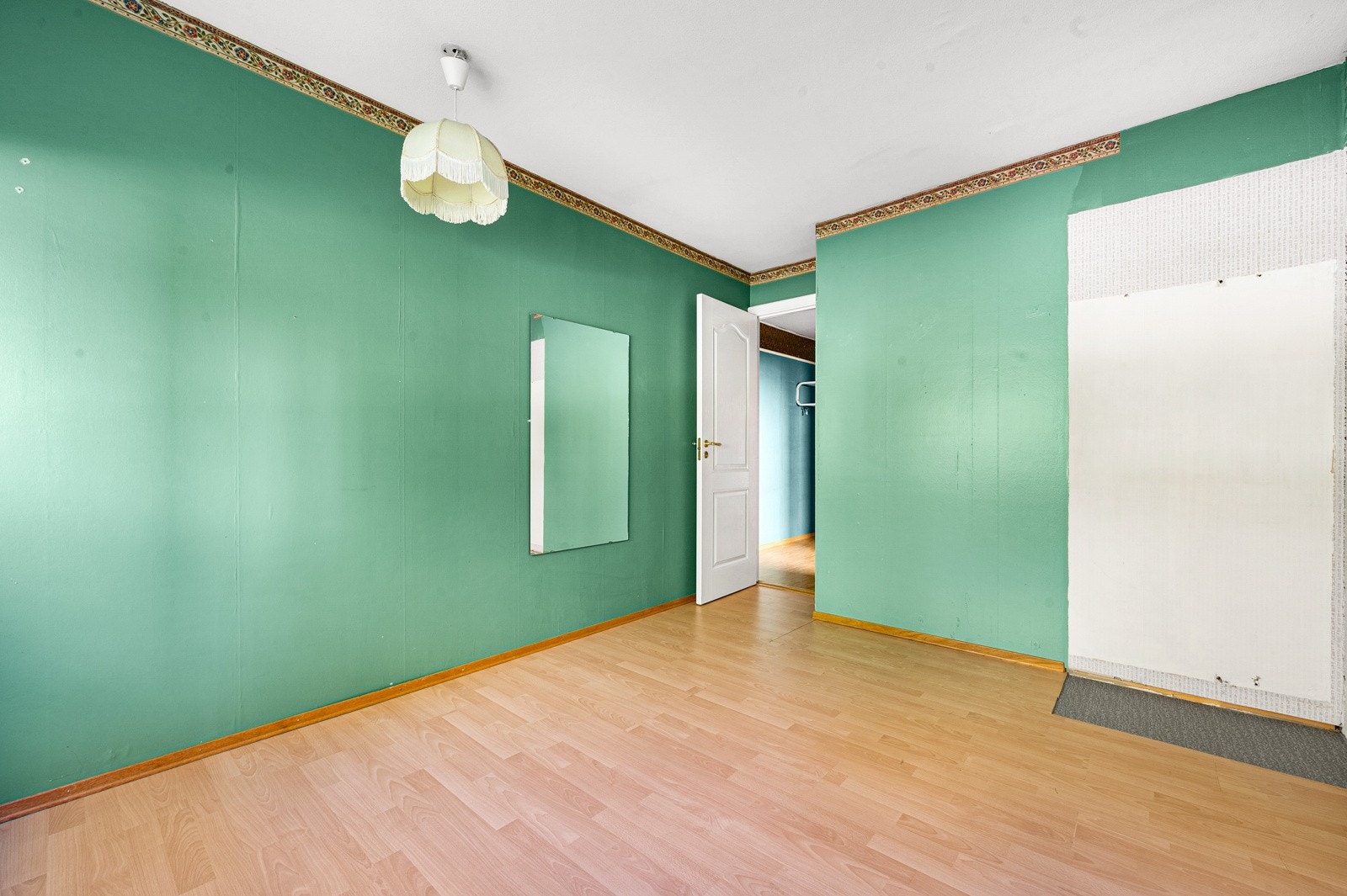 Hovedsoverom, det største i leiligheten. Galleribilde