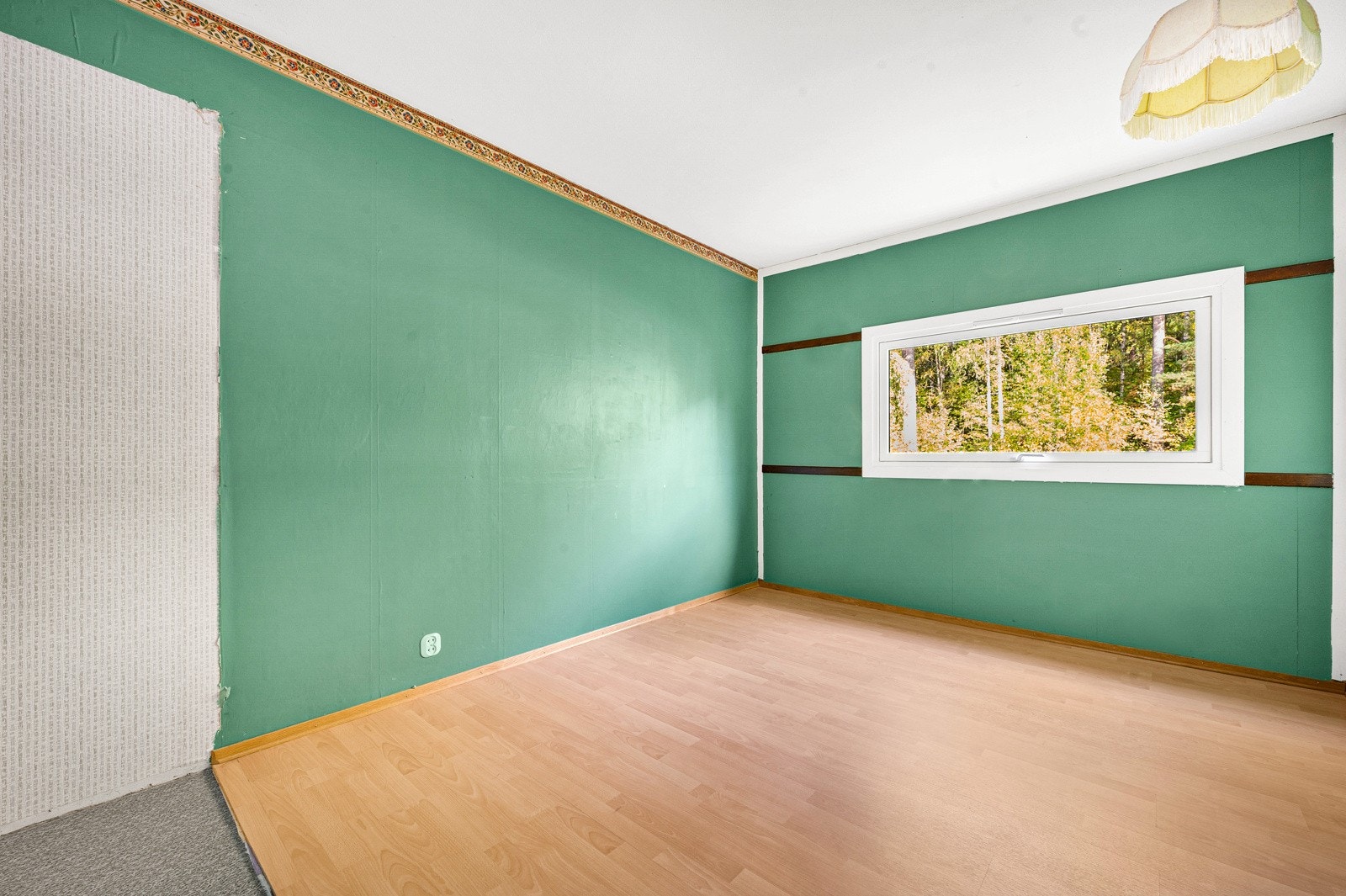 Her er det god plass til både dobbelseng og masse oppbevaring. Galleribilde