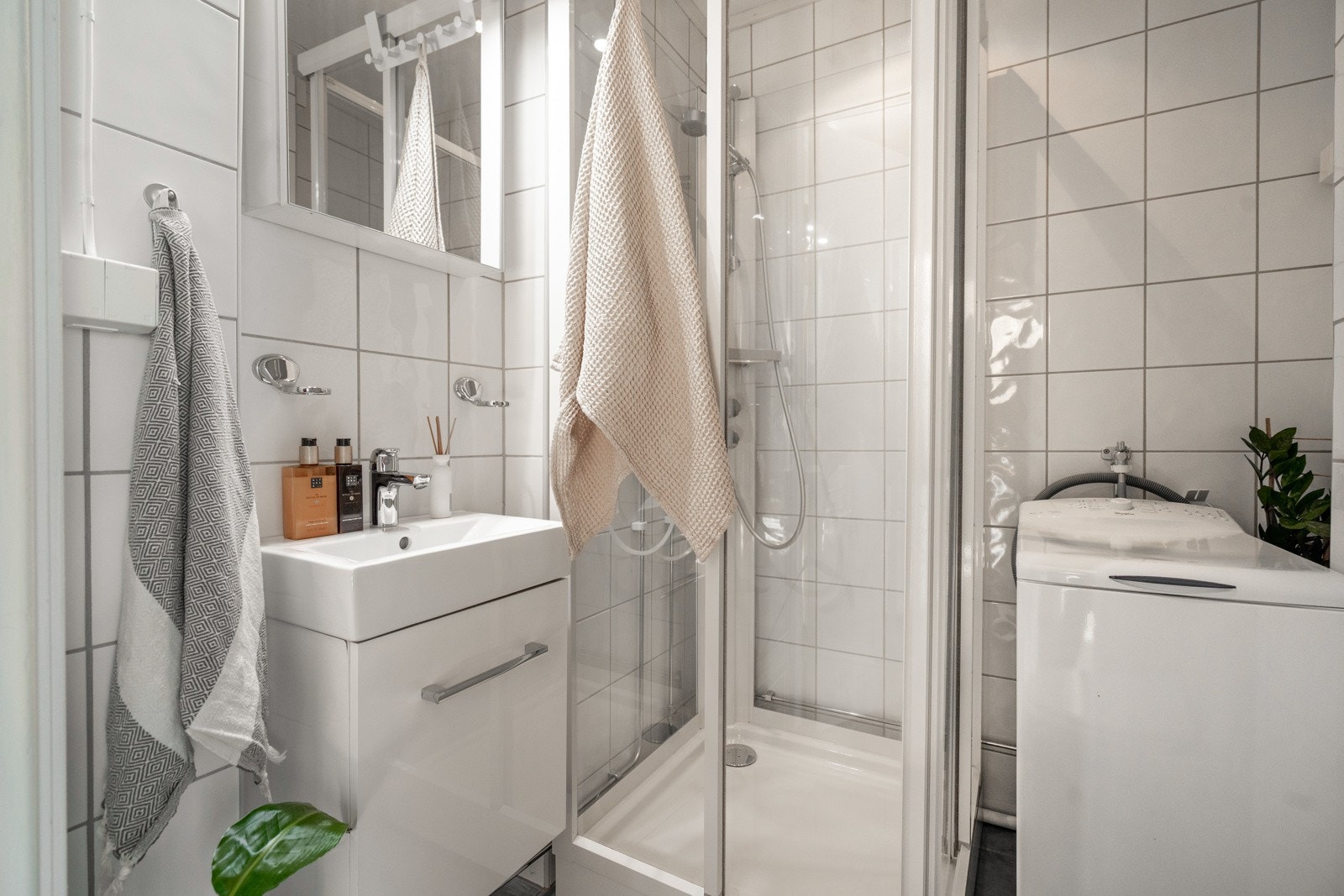 Opplegg for vaskemaskin. Galleribilde
