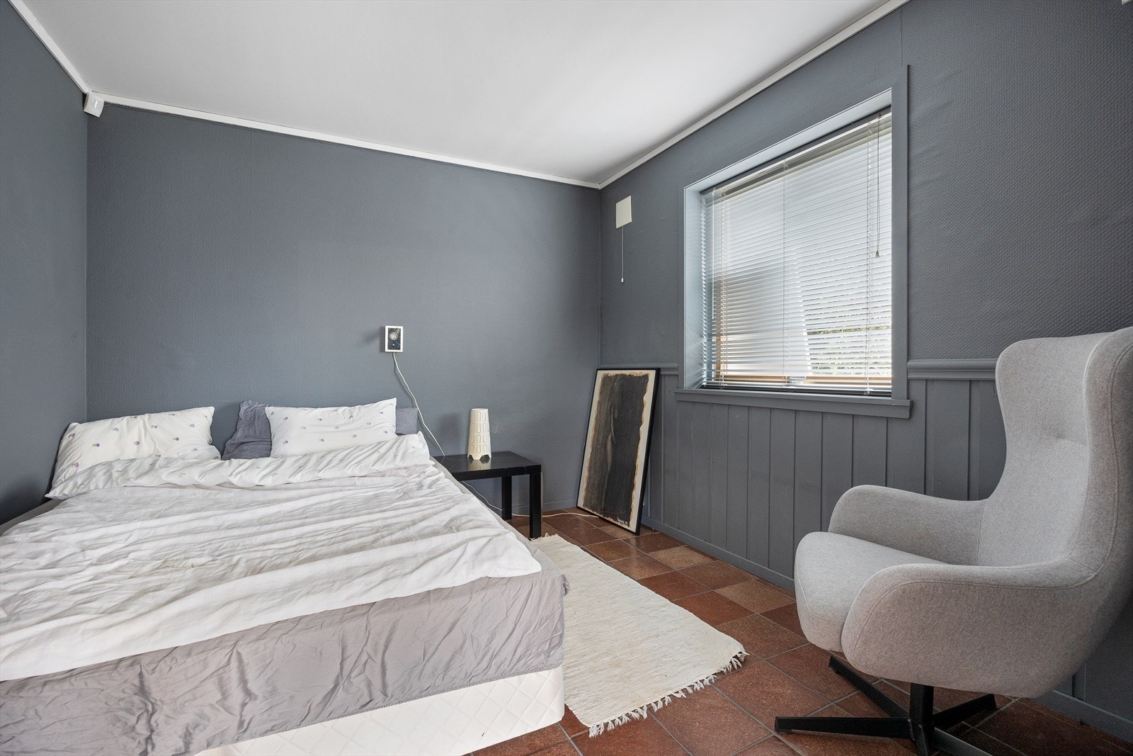 Her er det også soverom med plass til seng, garderobe og annen ønsket innredning. Galleribilde