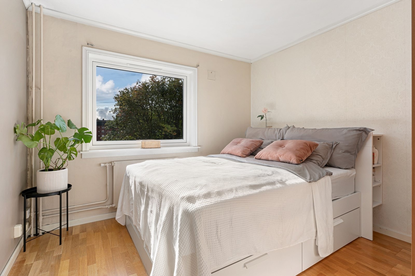 Leilighet har 2 soverom hvor begge er av god størrelse og kan brukes som hovedsoverom Galleribilde