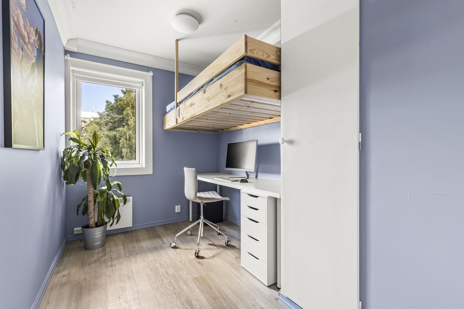 Soverom 3 egner seg ypperlig som barnerom, gjesterom eller kontor - alt etter ønske og behov. Galleribilde