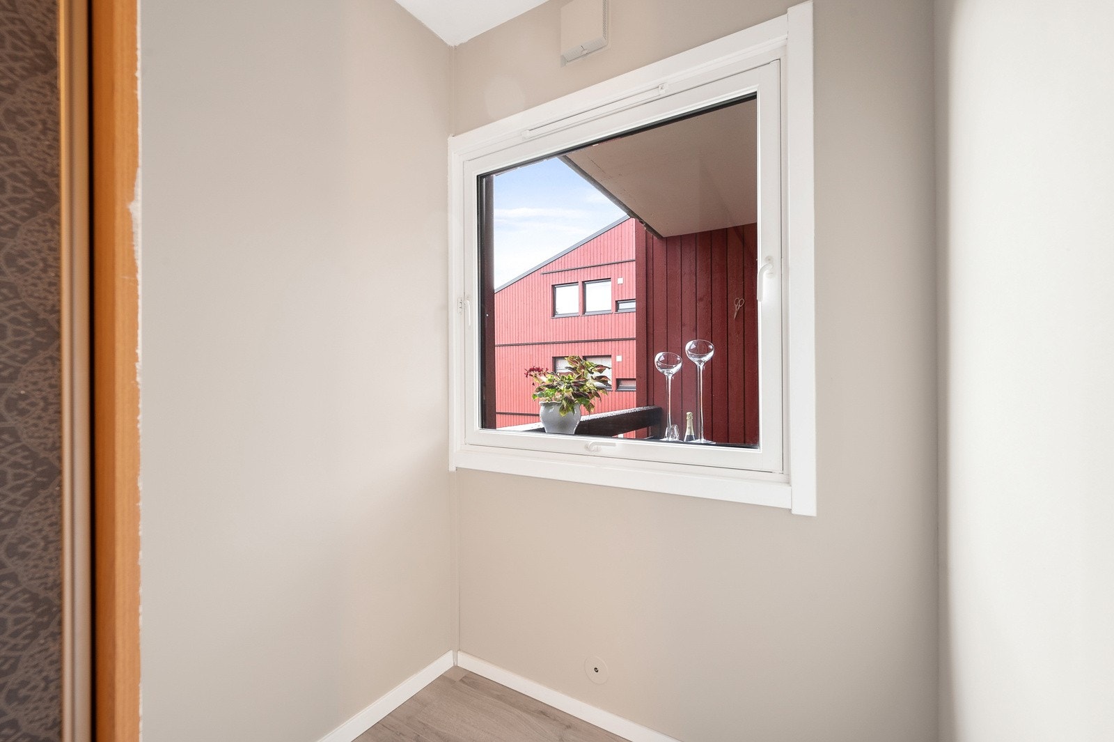 Her det mulig å innrede et skrivebord, slik at man kan ha en slags kontorløsning. Galleribilde