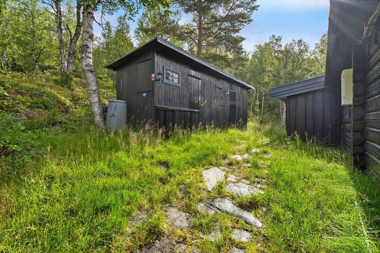 Frittstående uthus på eiendommen Galleribilde