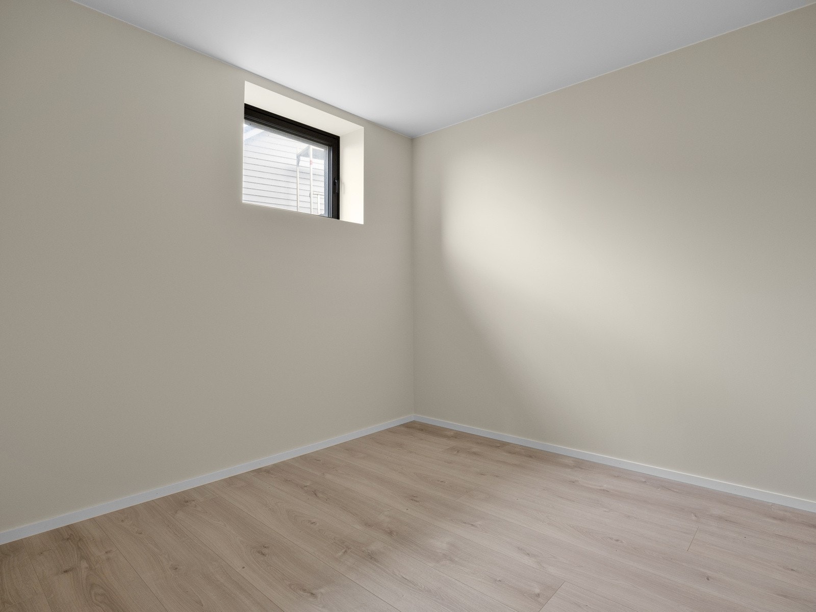 Det er også et kontor i underetasjen. Galleribilde