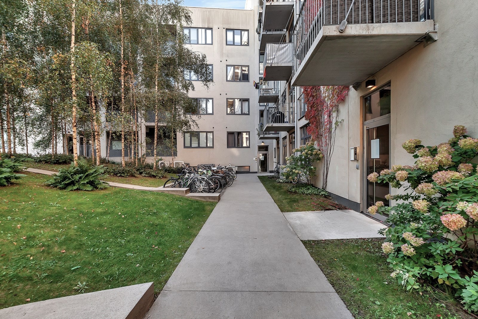 Det er to innganger til bygget. Galleribilde