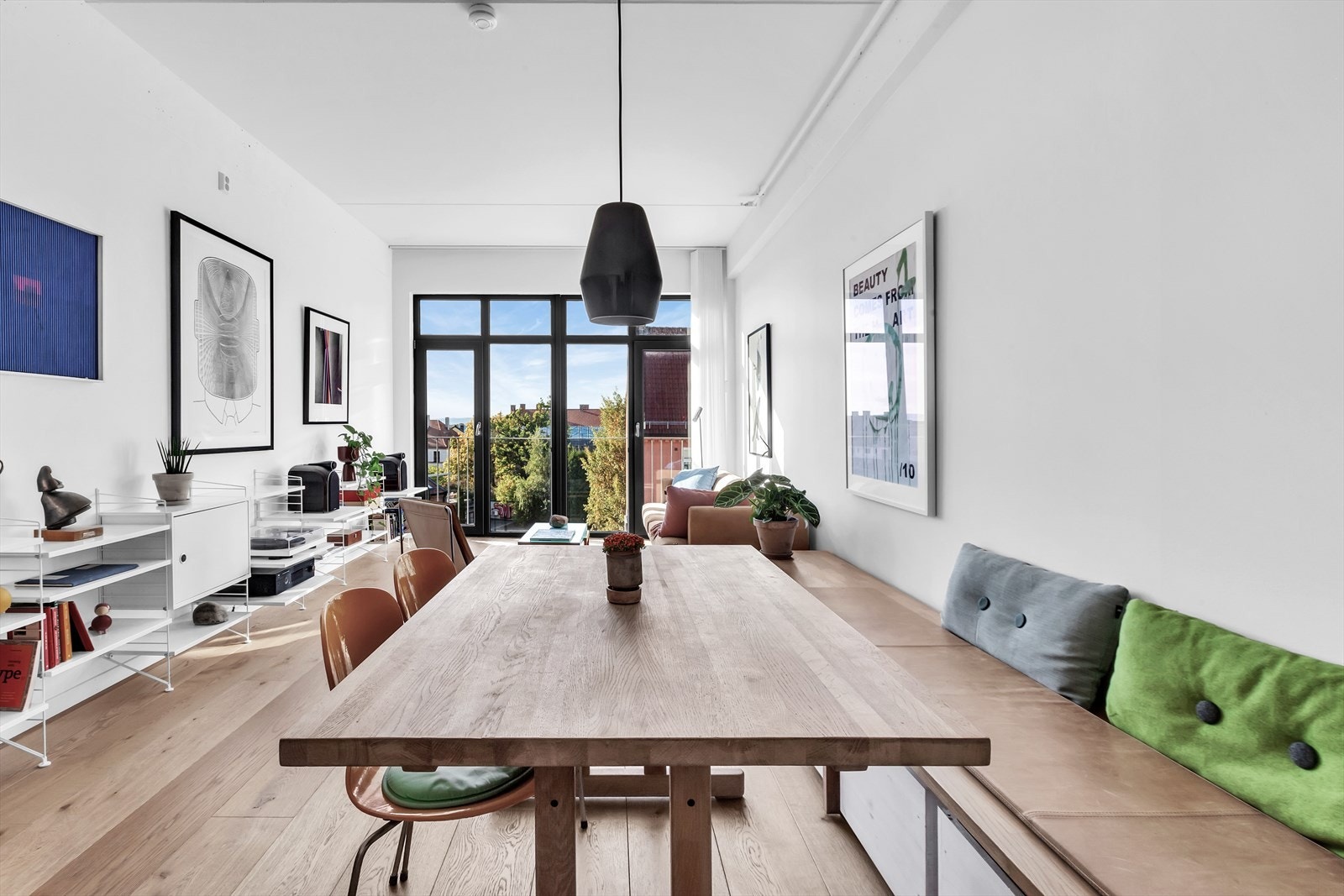 Velkommen til en spennende fabrikkleilighet i Trondheimsveien 139 B - presentert av Caroline Ephraim i Nordvik. Galleribilde