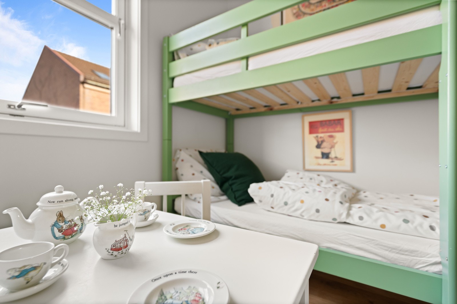 Soverom 2 har god plass til køyeseng. Galleribilde